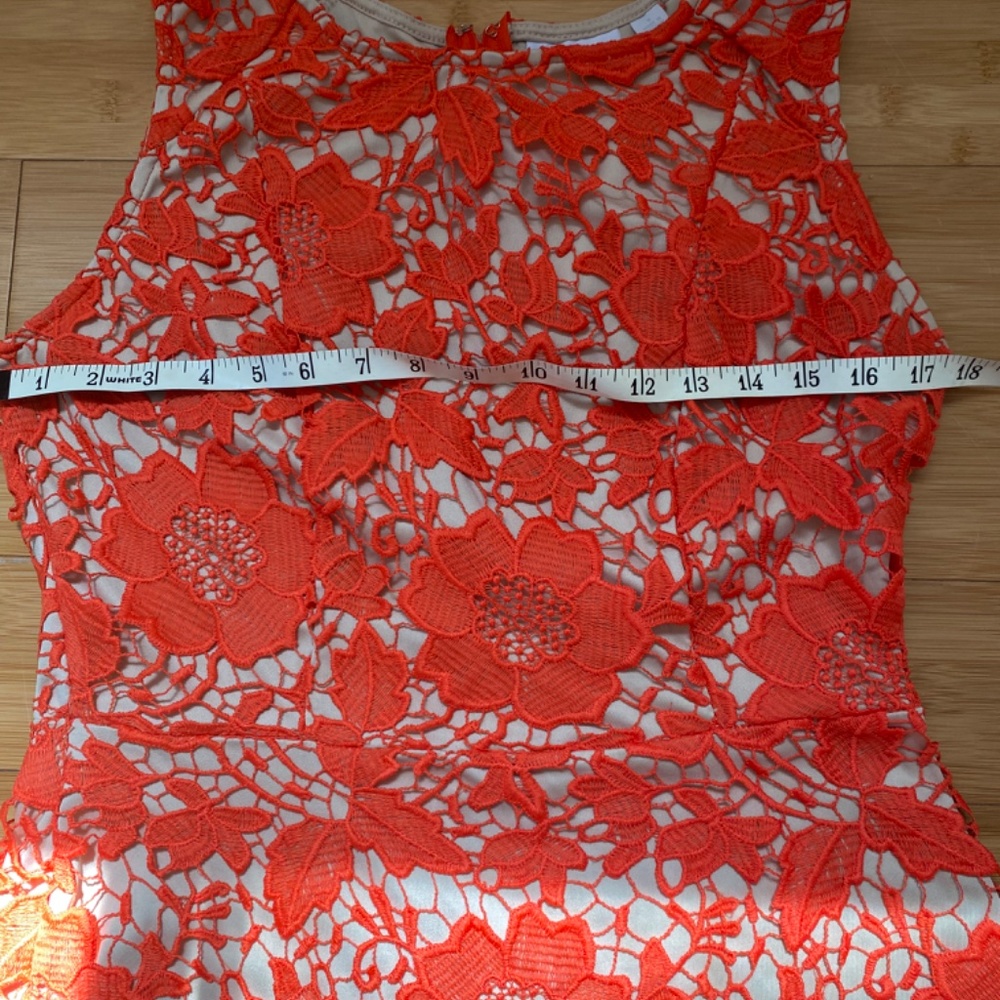 New York & Co crochet lace sheath dress - Picture 5 of 7